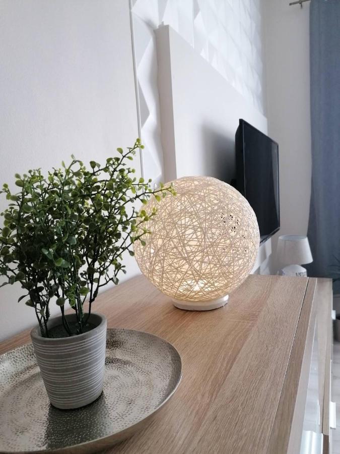 Sweet Central Apartment ,In The City Center Eger Bagian luar foto
